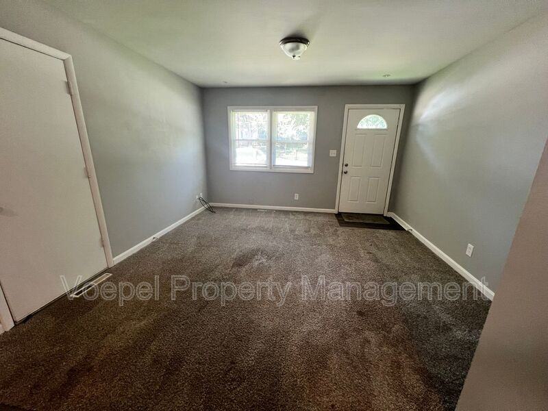 7335 Ne 51st St - Photo 2 of 18
