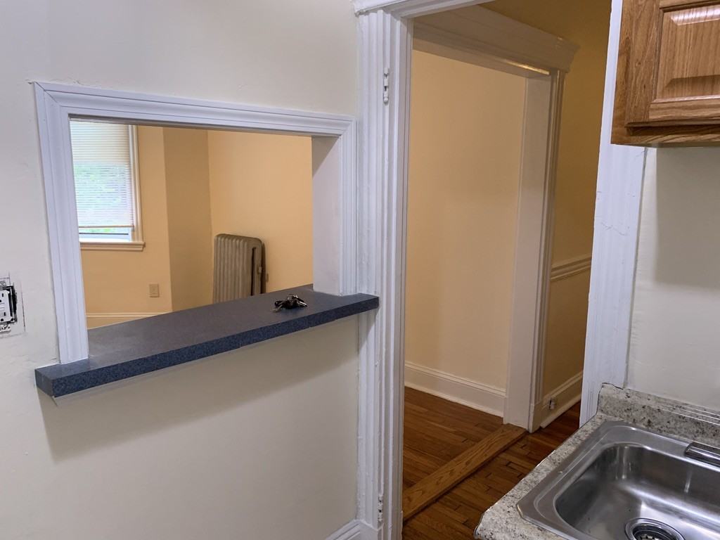 360 Riverway #4 - Photo 4 of 17
