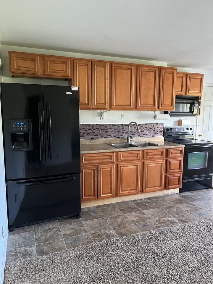 132 Nw #B - Photo 2 of 11