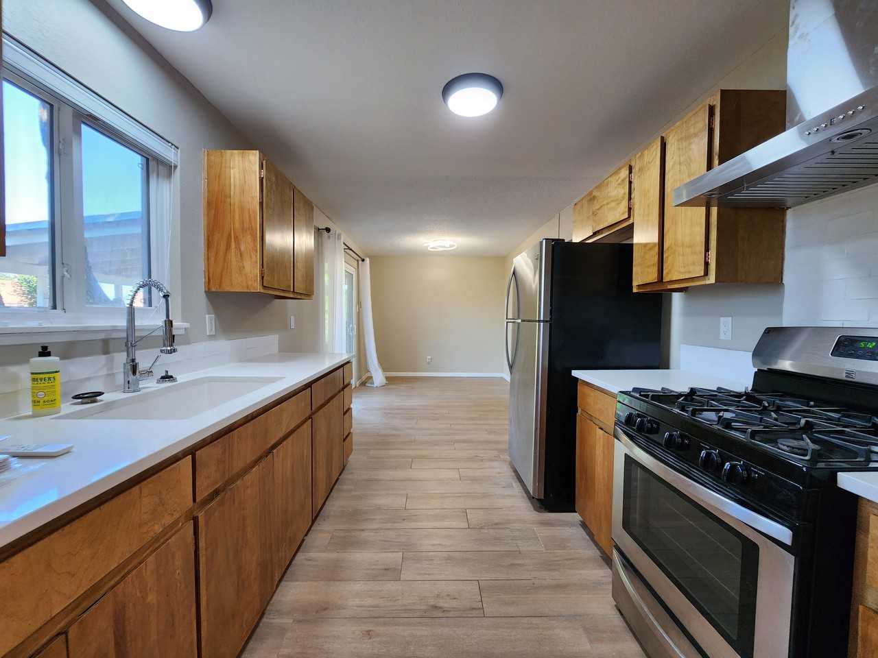 1706 Avenida Cristobal Colon - Photo 2 of 14