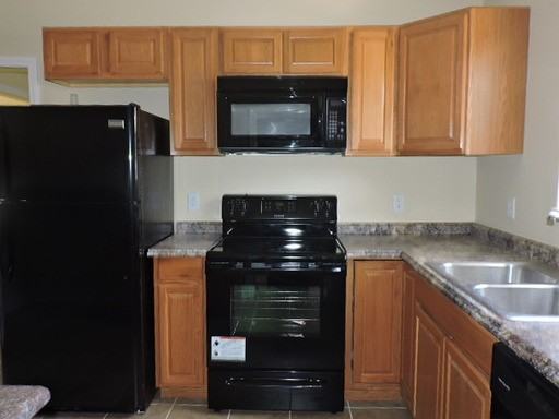 505 Brunswick Rd - Photo 3 of 16