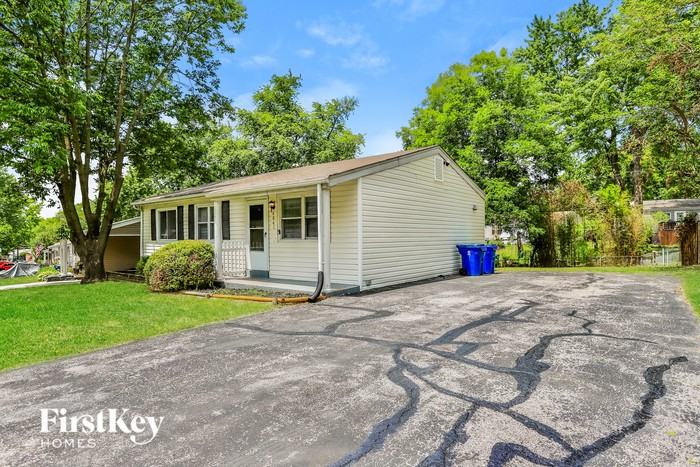 4841 Rose Blossom Ln - Photo 2 of 16