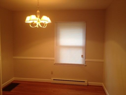 1522 Laurel Rd - Photo 2 of 16