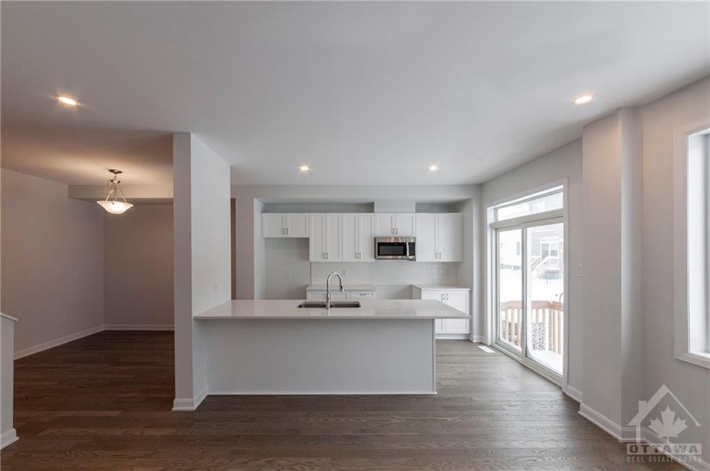 398 Fairlakes Way - Photo 2 of 17