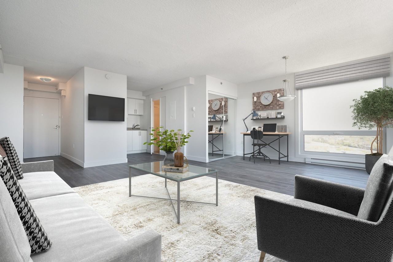 Red Top Tower Apartments 5740 Boul Cavendish, Côte SaintLuc, QC H4W