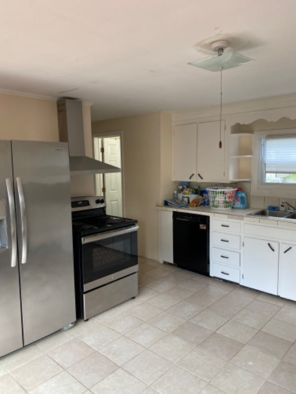 36 Village St #1 - Photo 3 of 18