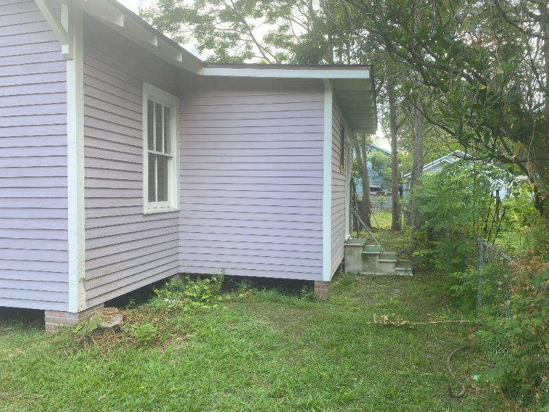 615 Lafayette St - Photo 5 of 26