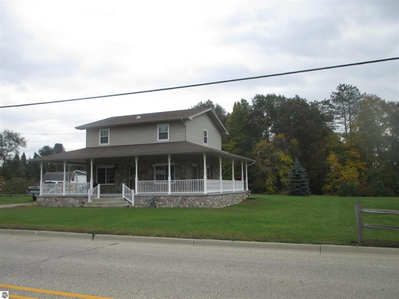 632 E Michigan St - Photo 3 of 26