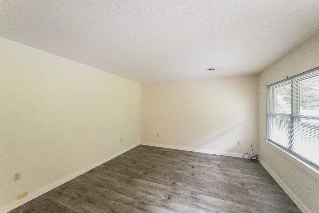 235 Spring Valley Rd #A4 - Photo 2 of 9