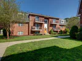 featured image of 240 High St