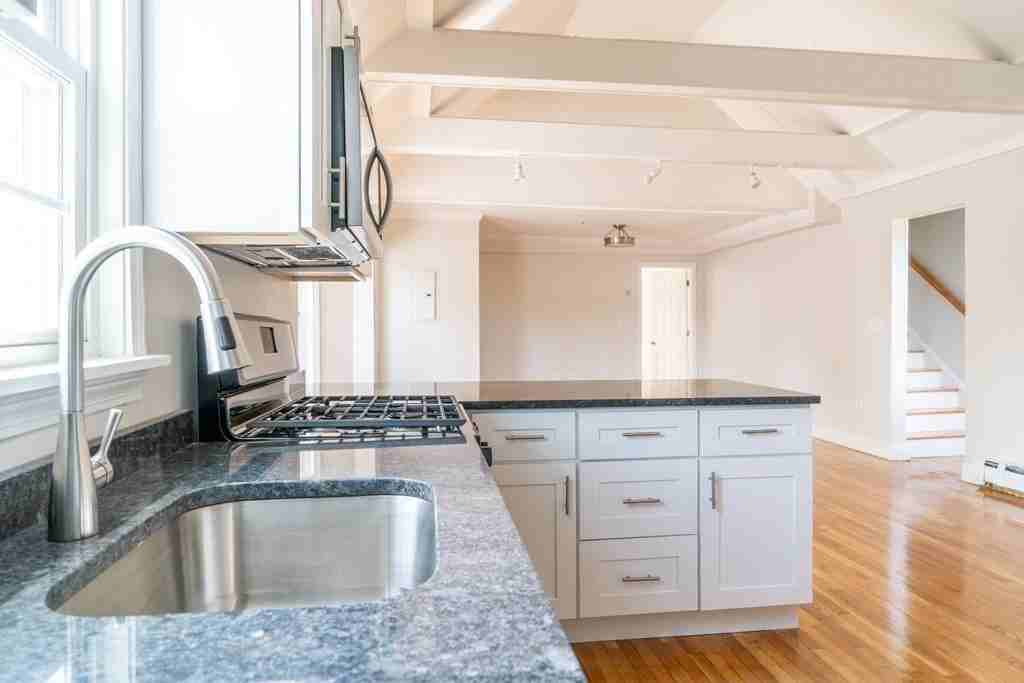 133 Commercial Street - Photo 2 of 17