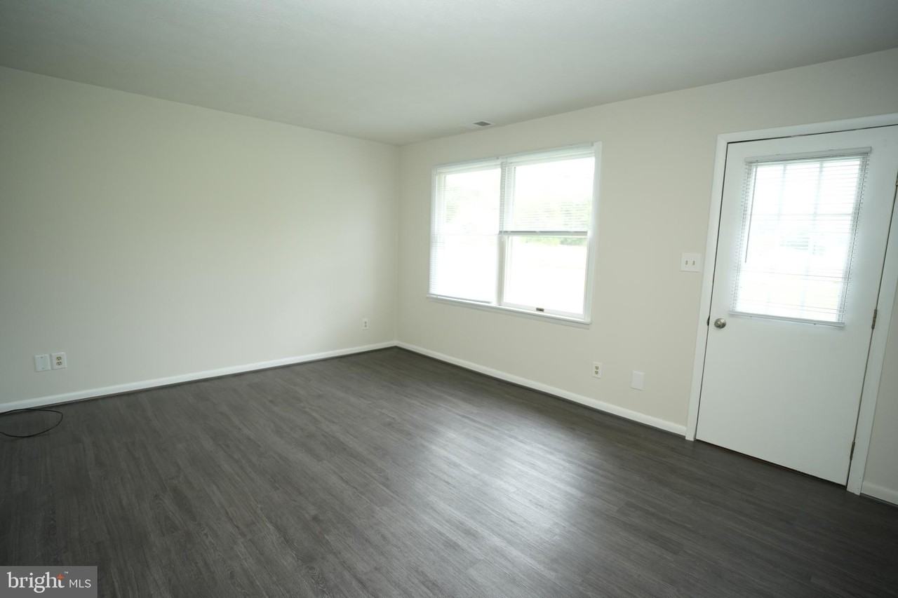44962 Serenity Farm Ln - Photo 2 of 12