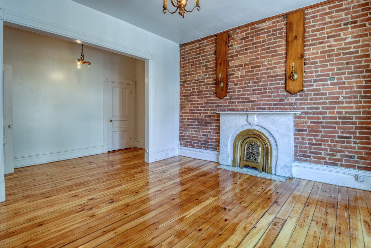 3431 Rue de Bullion - Photo 3 of 8