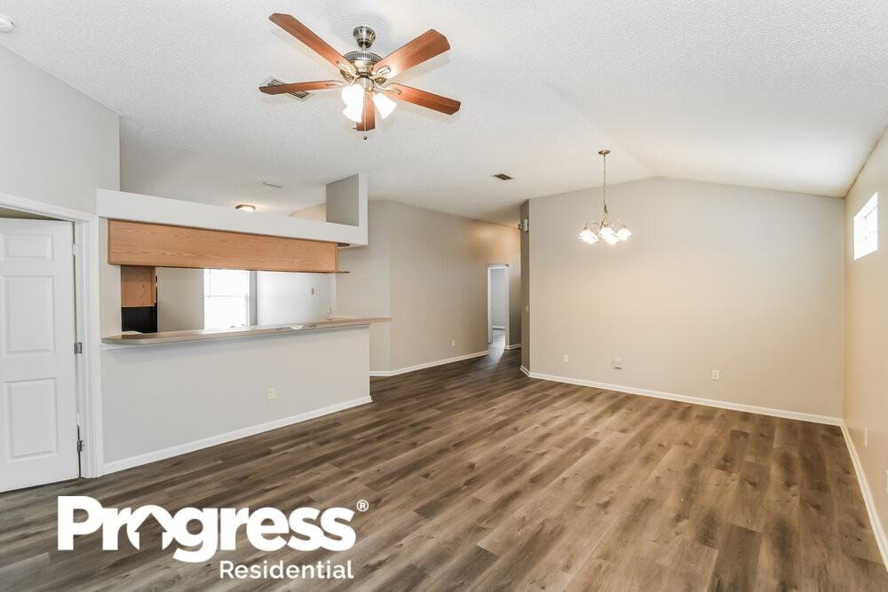 10335 Homard Blvd N - Photo 3 of 16