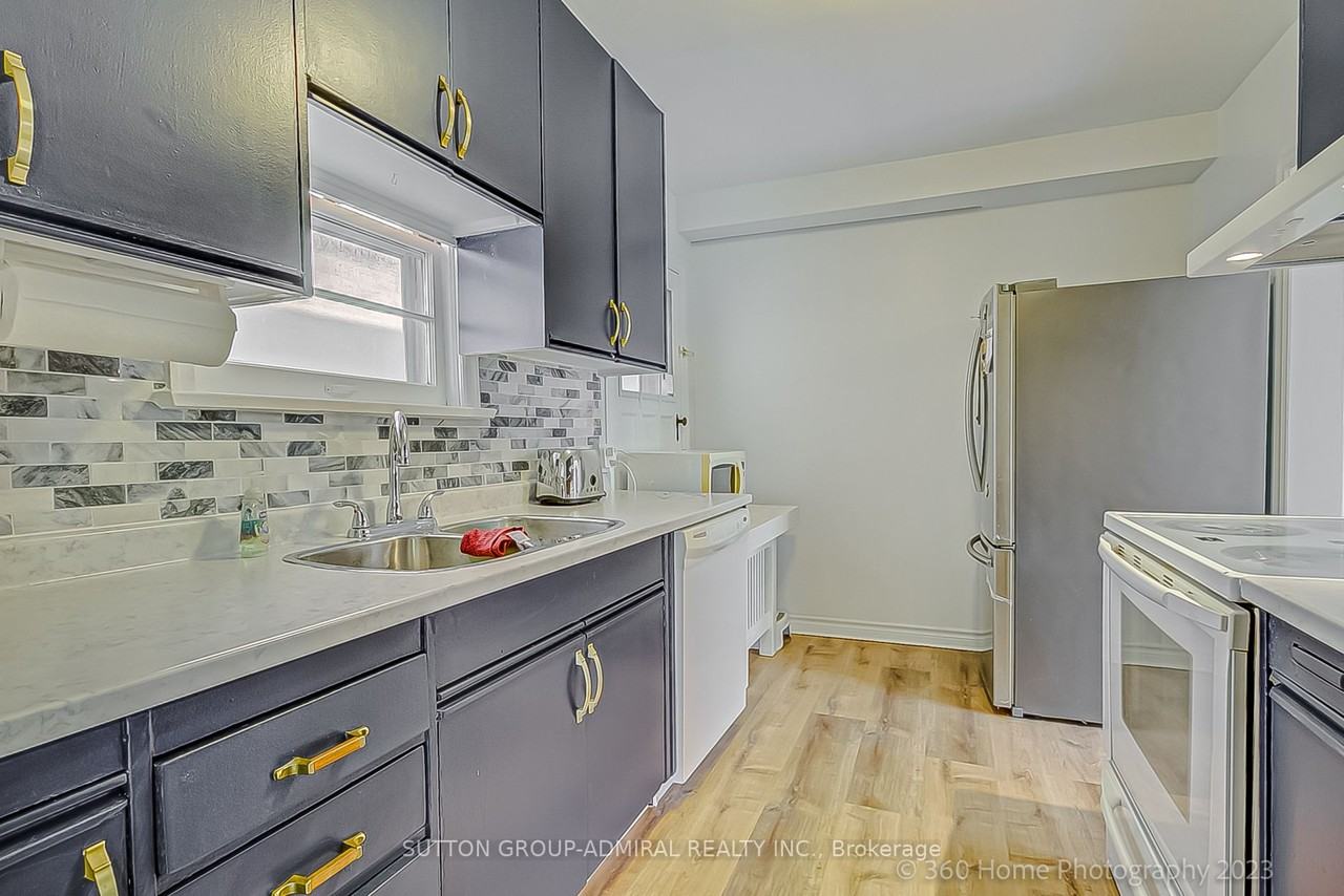 18 Rennie Terrace - Photo 2 of 22