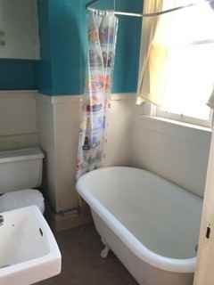399 E Grand St #1 - Photo 3 of 8