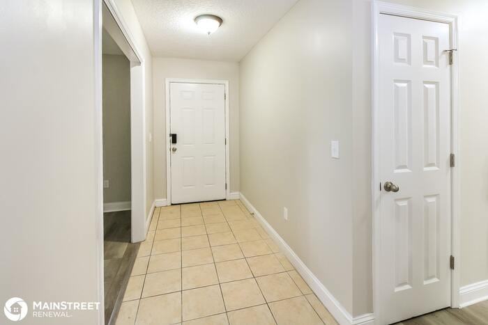 9965 Ridge Blvd - Photo 3 of 16