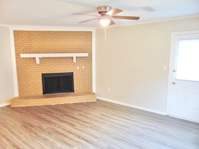 415 Shenandoah Rd N - Photo 3 of 12