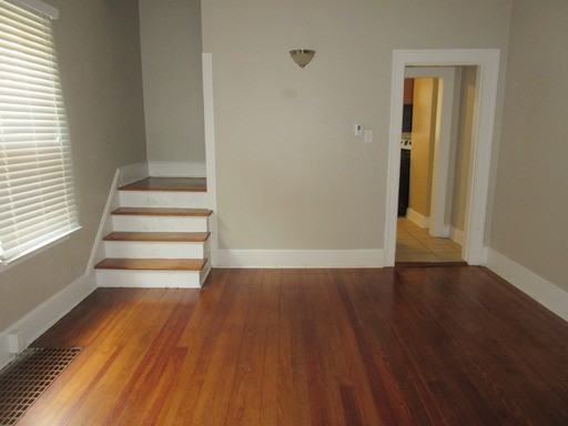 125 Redbud Alley - Photo 3 of 21