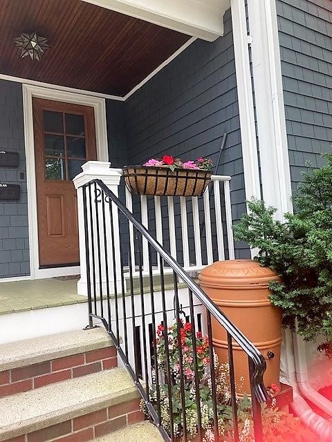 28 Vincent Ave #28 - Photo 3 of 20