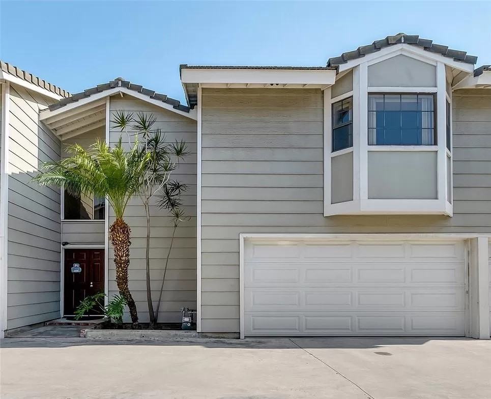 10550 Knott Ave #5 - Photo 2 of 17