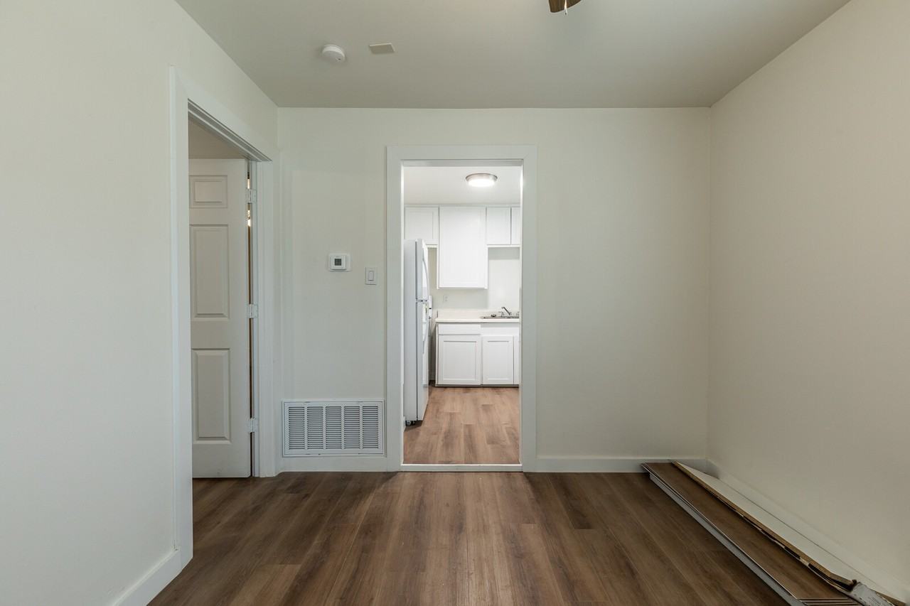 1224 Preston St #NA - Photo 2 of 4