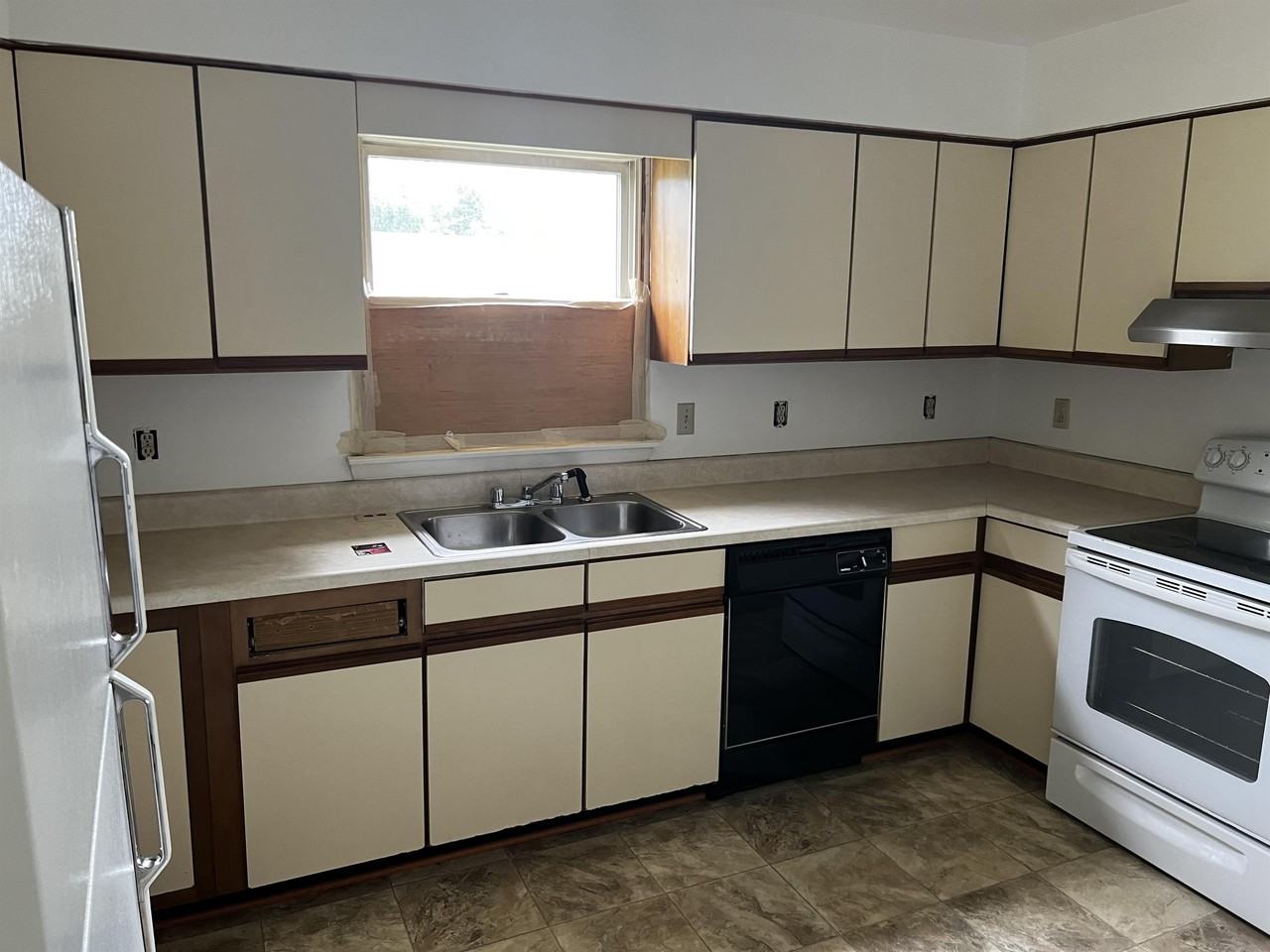 238 Trimble Ave #1 - Photo 3 of 10