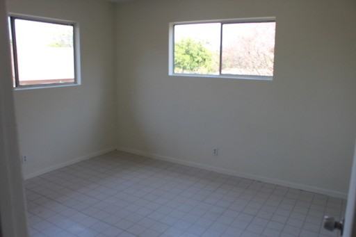 4117 Elrovia Ave - Photo 2 of 9