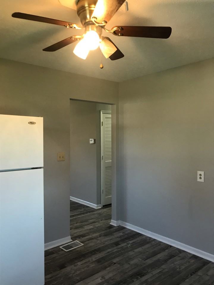 100 Grant Dr #1 - Photo 6 of 40