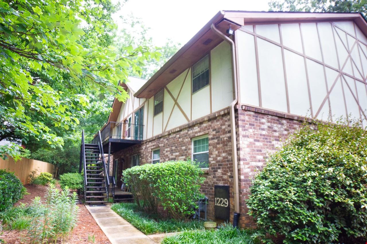 1229 Church St #1 - Photo 2 of 24