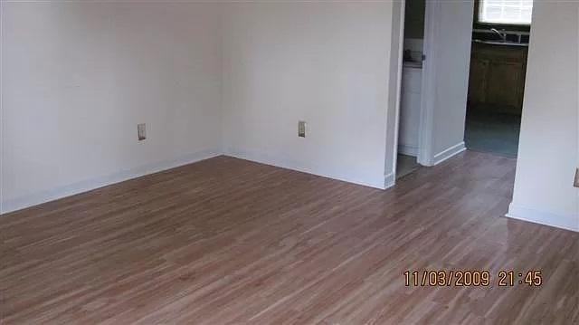 1016 Ebenezer Avenue Ext Apt G - Photo 5 of 8