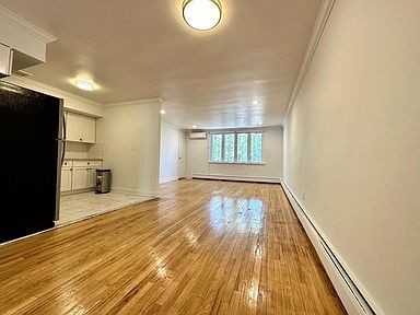 66 61 73rd Pl #1 - Photo 3 of 9