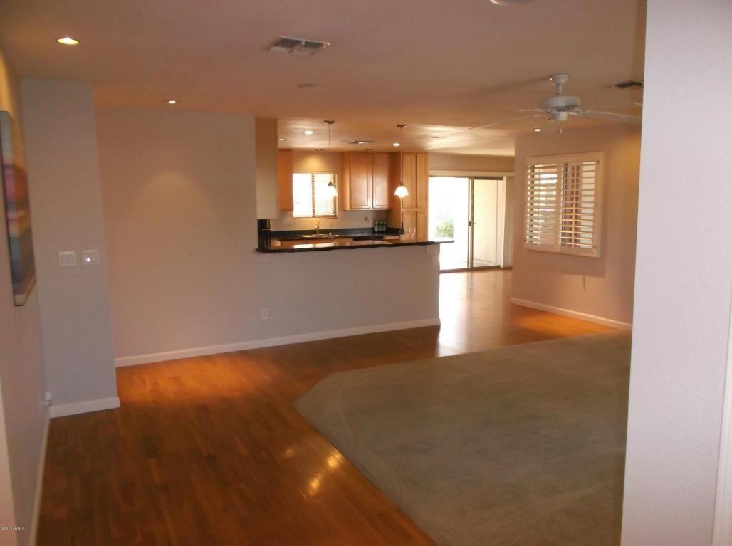 6531 E Holly St - Photo 3 of 32