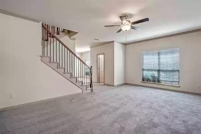 2361 Homewood Ln - Photo 5 of 11