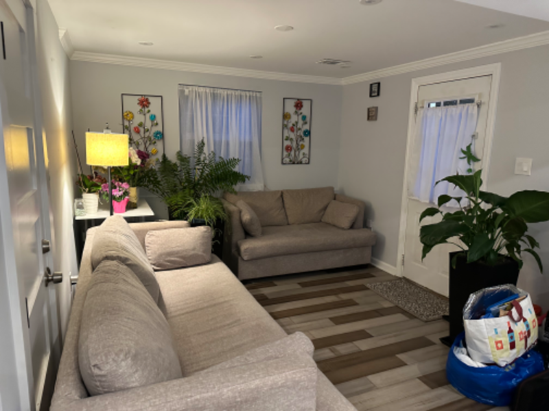 14189 Mapledale Ave - Photo 2 of 10