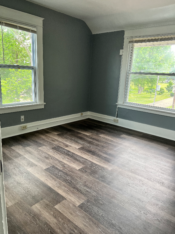 104 Charles Ave - Photo 6 of 17