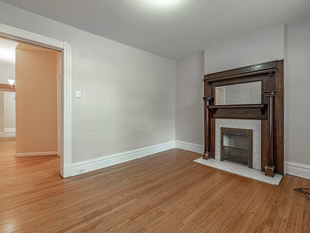3450 Giles Ave #1F - Photo 2 of 17
