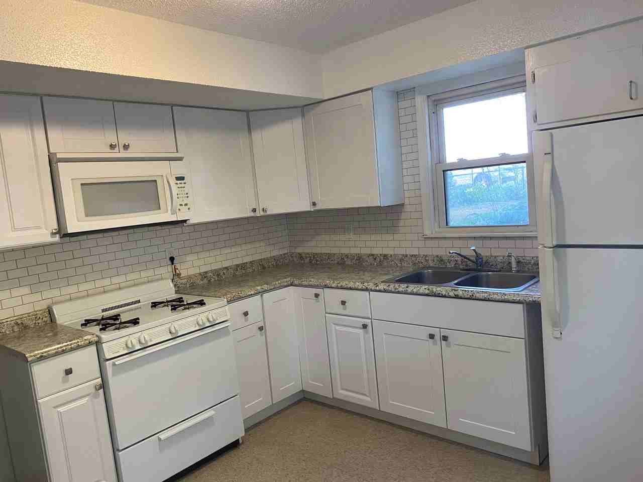 4645 Washington St Ne #A - Photo 2 of 10