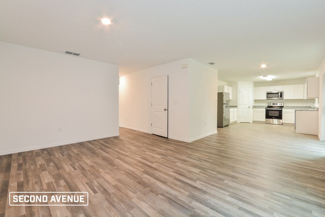 9779 N Langdon Rd - Photo 5 of 23