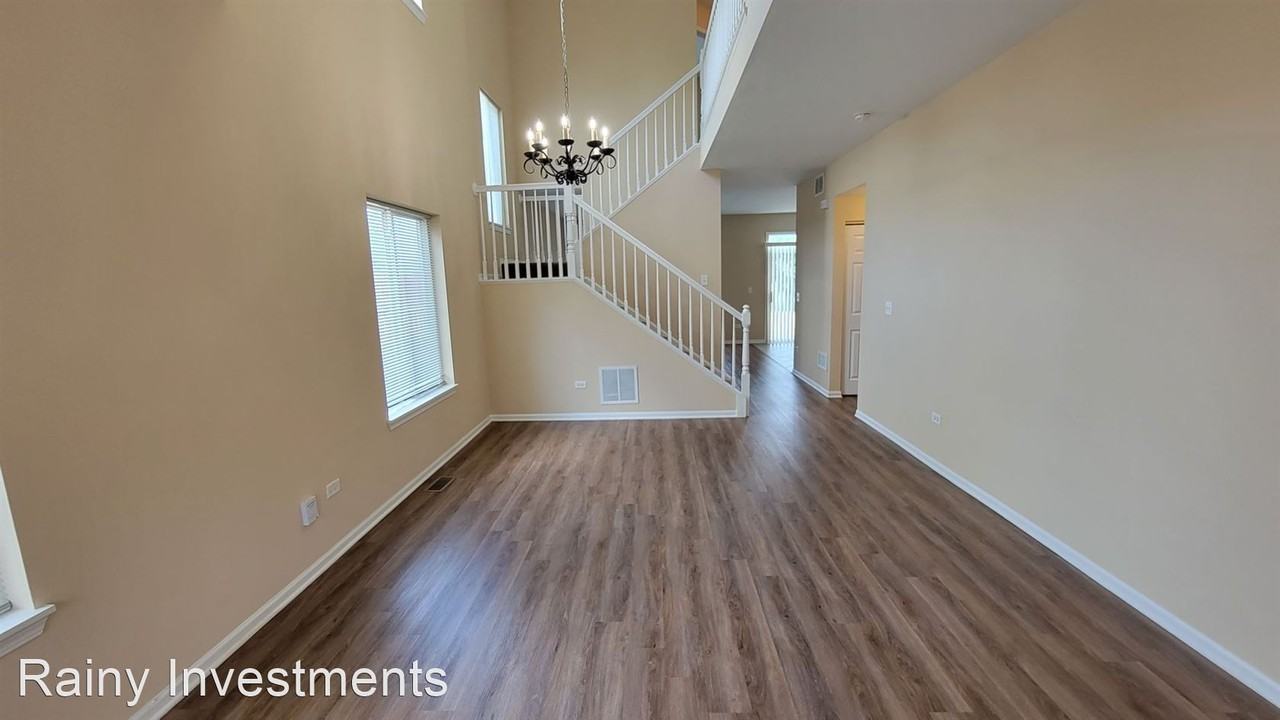 3015 Alyssa St - Photo 2 of 33