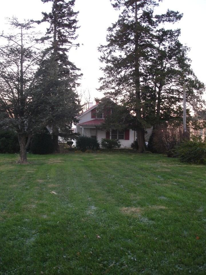 302 Beaver Valley Pike - Photo 3 of 29