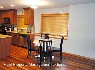 3912 California Ave Sw #B - Photo 3 of 14