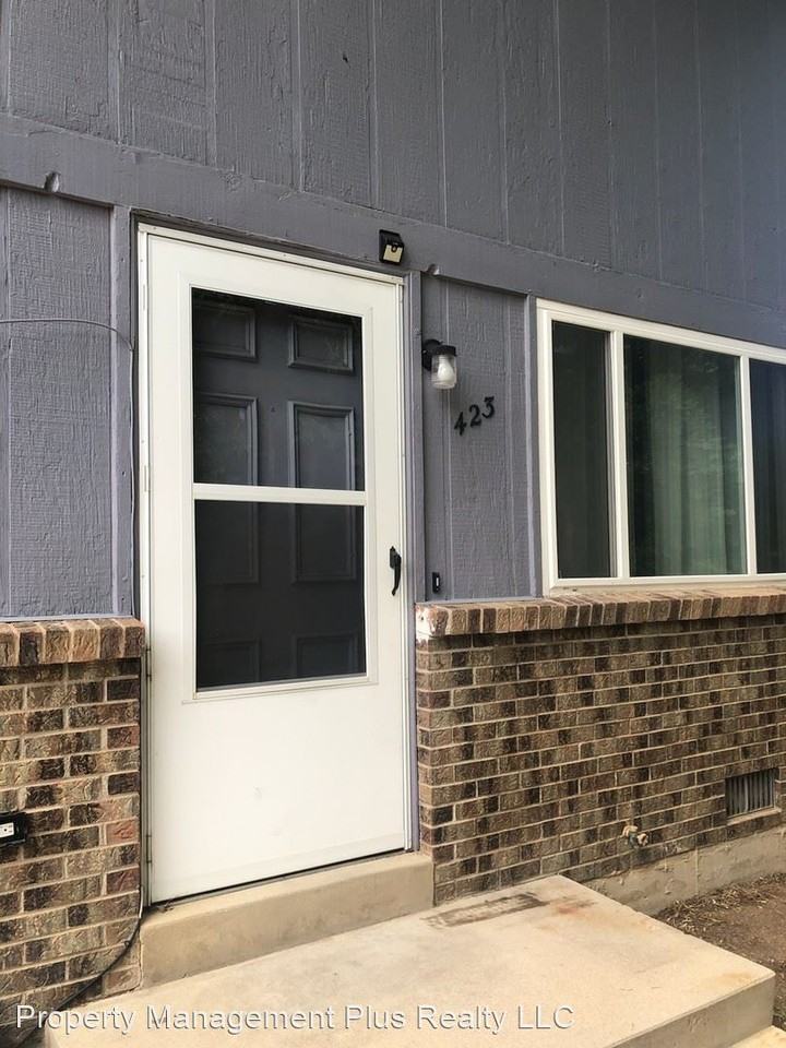 421 Bimson Ave - Photo 2 of 12
