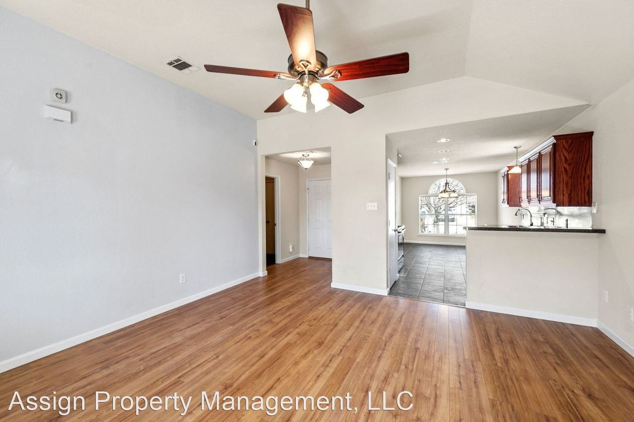 10844 Middleglen Rd - Photo 2 of 30