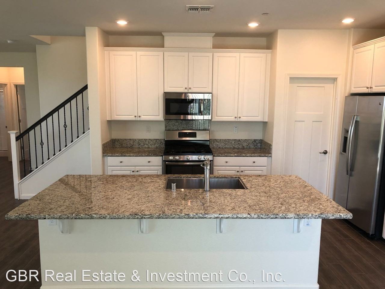 6802 Belfour Ln - Photo 3 of 27