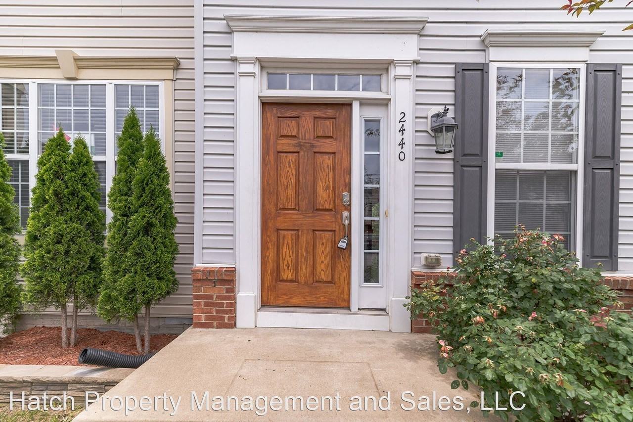 2440 Battery Hill Cir - Photo 2 of 27