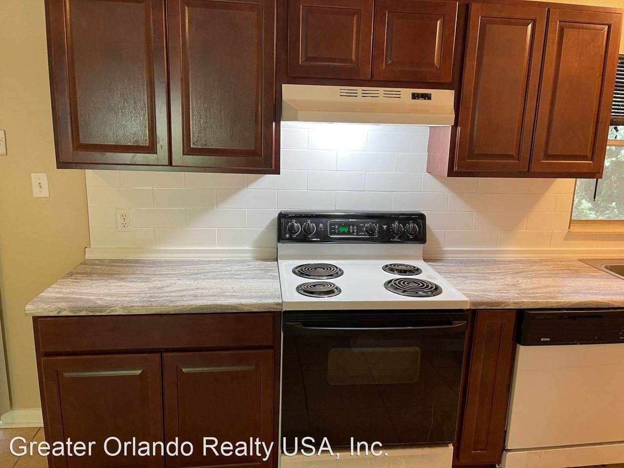 3019 Needles Dr - Photo 2 of 19