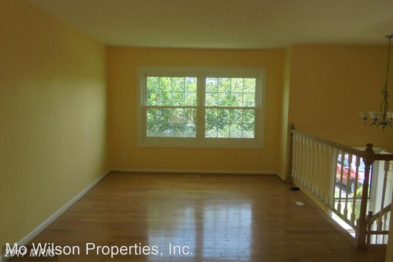 5804 Riverside Dr - Photo 2 of 22