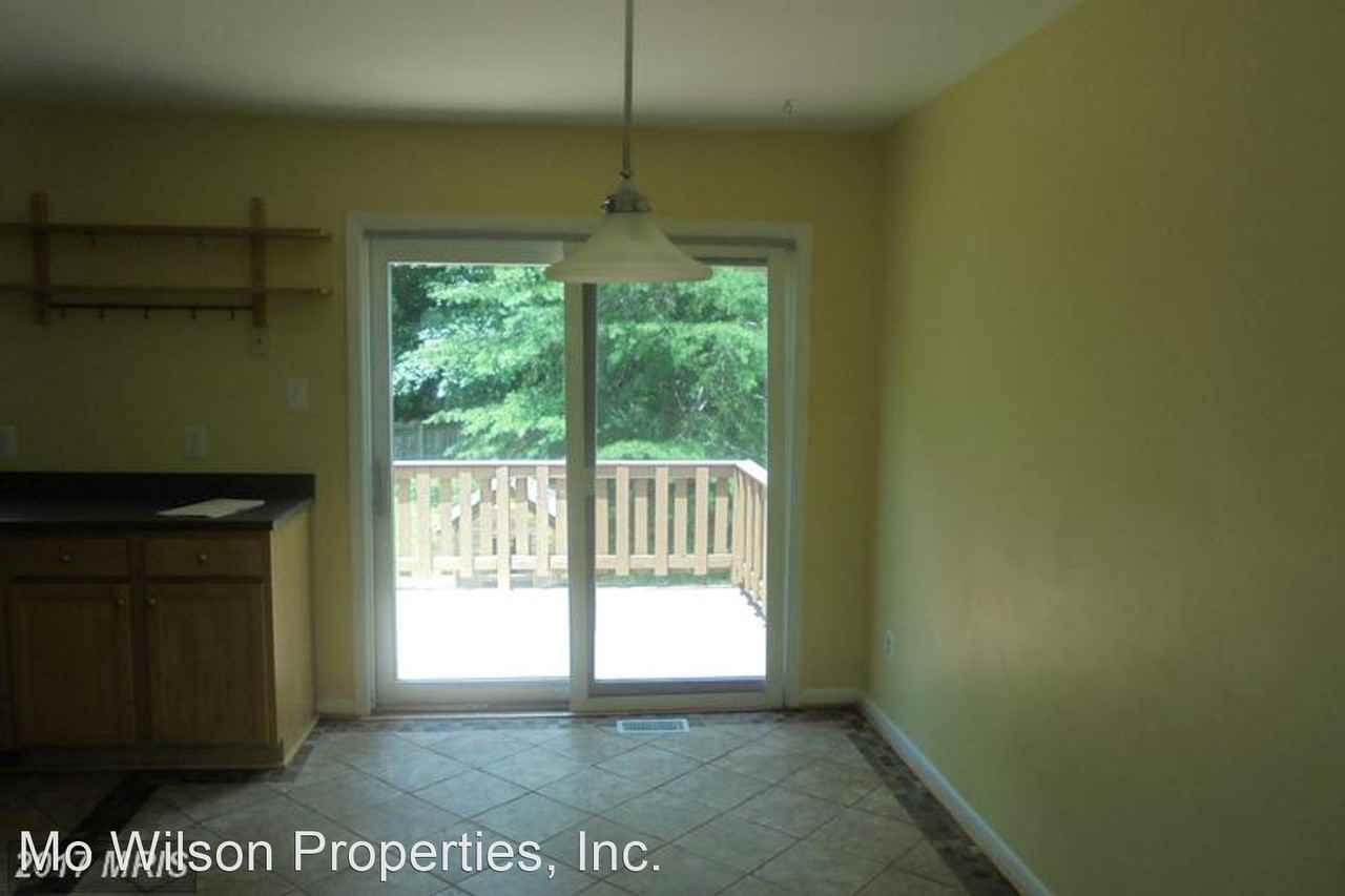 5804 Riverside Dr - Photo 3 of 22