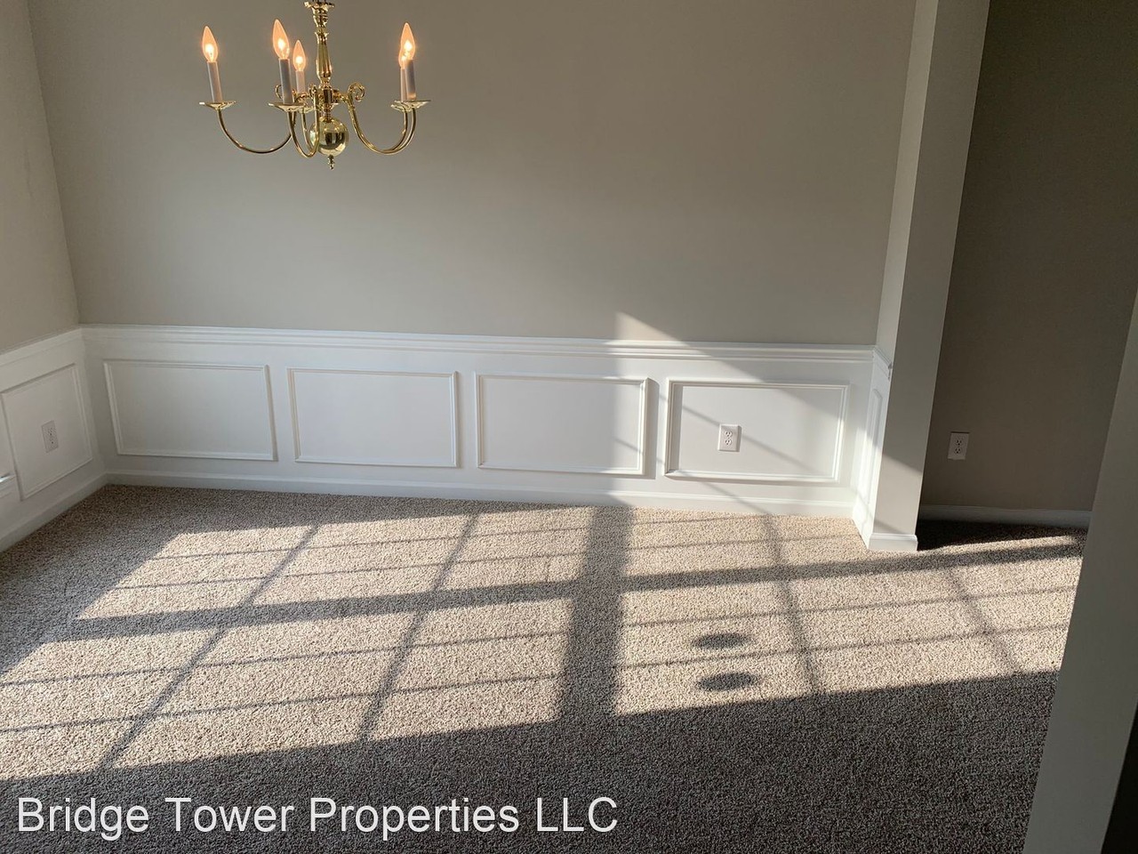 1231 Joannas Ct - Photo 3 of 12